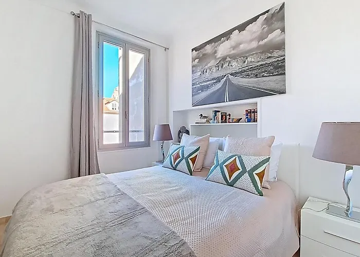 Апартаменты 2 Bedrooms & 2 Bathrooms - 43a